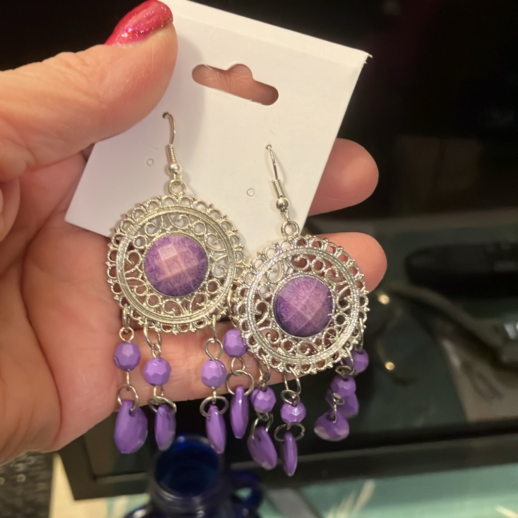 Lavender Beaded And Silver Tone Dangling Earrings